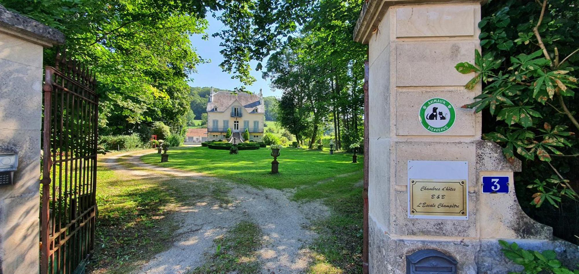 Bed and Breakfast L'Escale Champetre Culmont Экстерьер фото